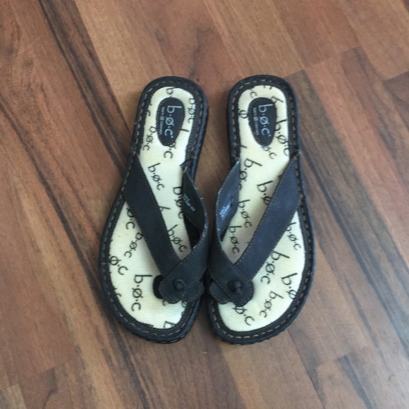 Born Shoes - B O C Flip Flops